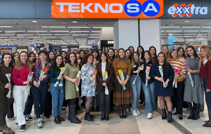 Teknosa 8 Marti kadin calisanlariyla birlikte kutladi