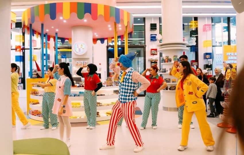 23 Nisan Coskusu Candy Candynin Renkli Dunyasinda Bulusuyor