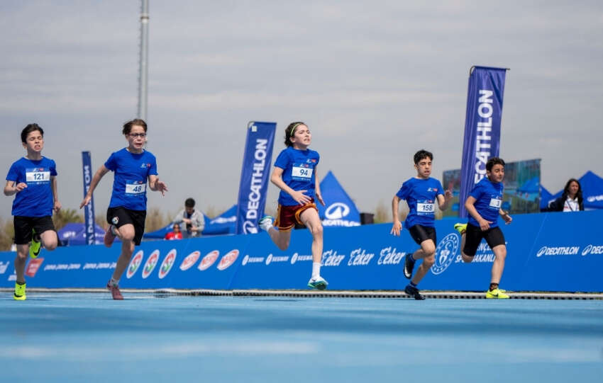 Decathlon Turkiyenin En Hizlisi Atletizm Yarislarinin Turkiye Finalinde 23 Nisan Heyecani