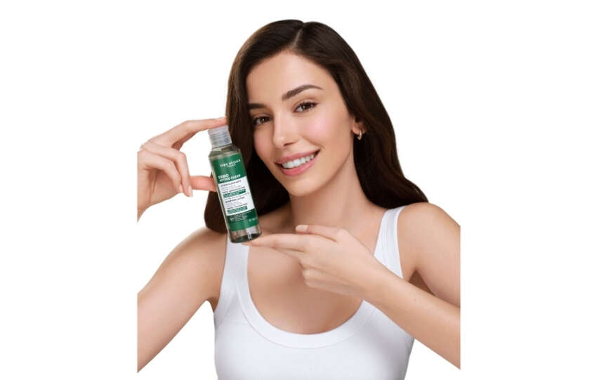 Ebrar Karabakan Genclerin Favorisi Yves Rocher Gozenek Sikilastirici Tonigin Yuzu Oldu