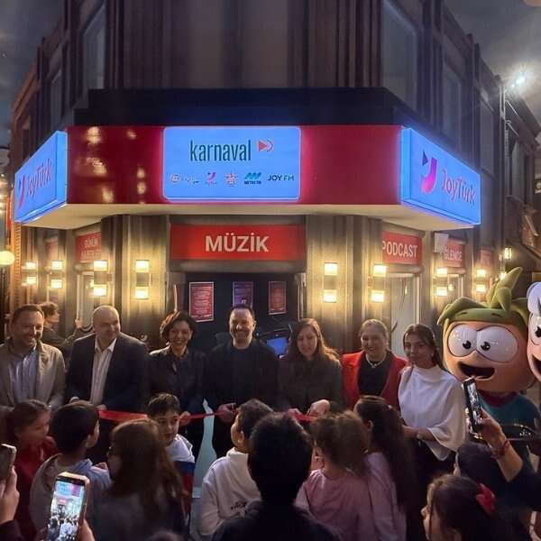 Geleceğin içerik üreticileri, hayallerini stüdyoda gerçekleştirecek