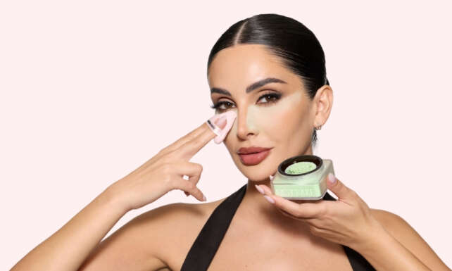 Huda Beautyden Easy Bake Matcha Milk Cake ile