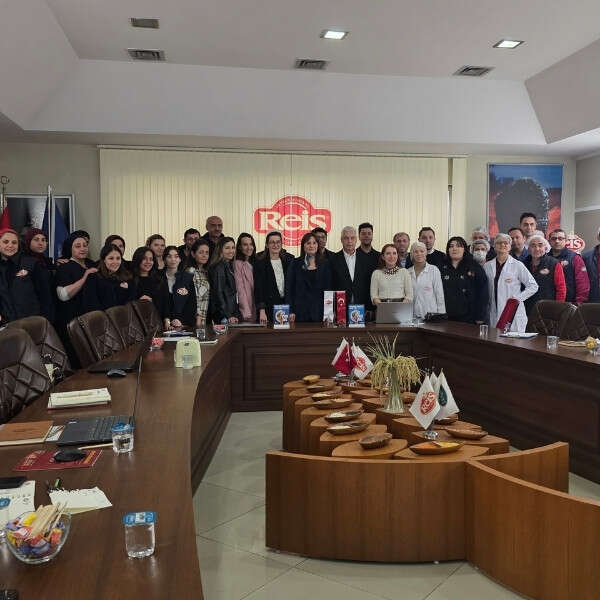 İsrafa Dur De projesi kapsamında İstanbul Ticaret Odası ve Güvenilir Ürün Platformu’ndan Reis Gıda’ya ziyaret