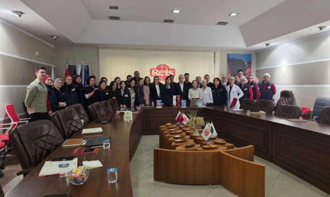 Israfa Dur De projesi kapsaminda Istanbul Ticaret Odasi ve Guvenilir Urun Platformundan Reis Gidaya ziyaret