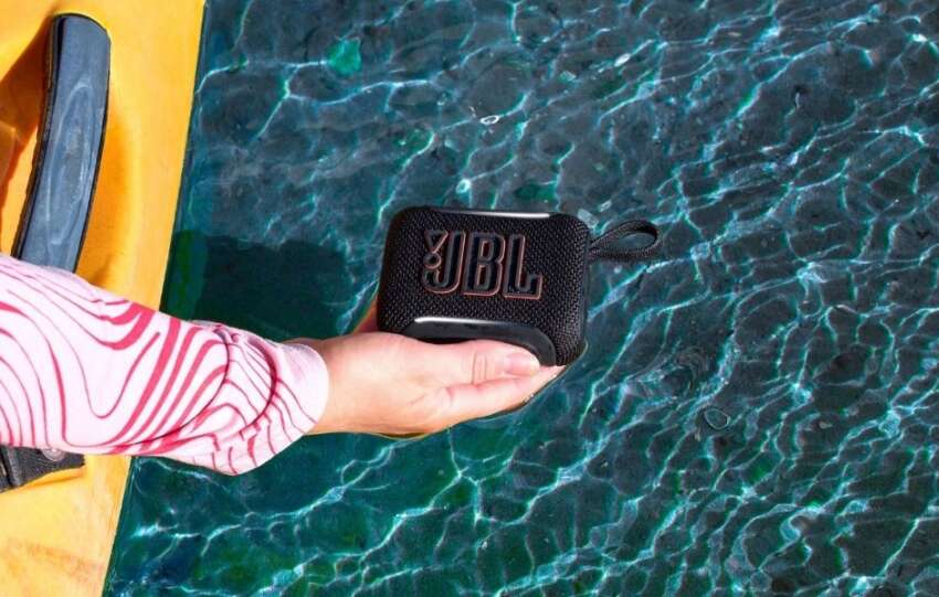 JBL GO 5 gelistirilmis ses kalitesi ve yeni tasarim ozellikleriyle geliyor