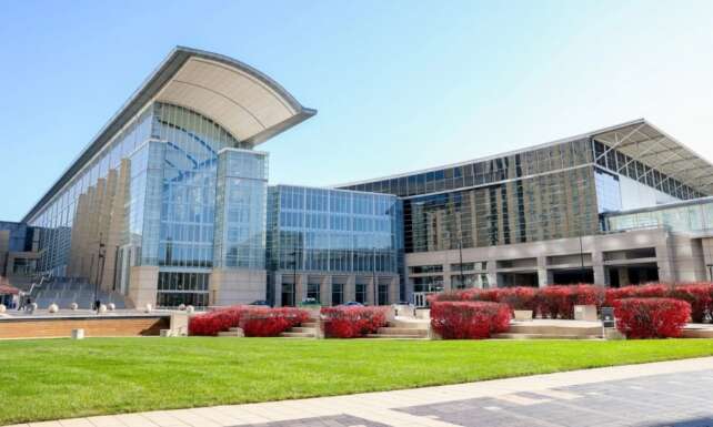 McCormickten dev satin alma hamlesi