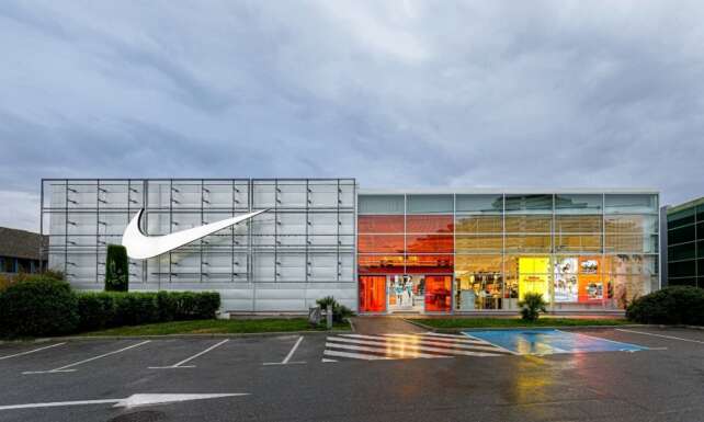 Niketan 1.400 Kisilik Isten Cikarma