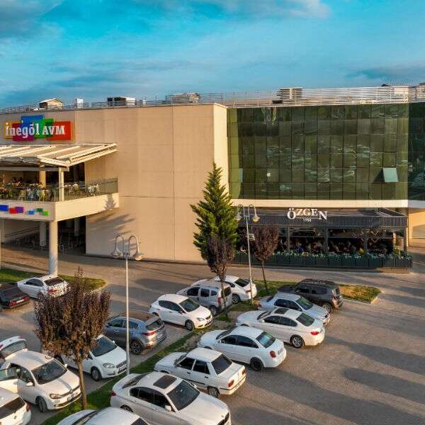 Nisan Ayı İnegöl AVM’de Çocuklar İçin Bayram Coşkusuna Dönüşüyor