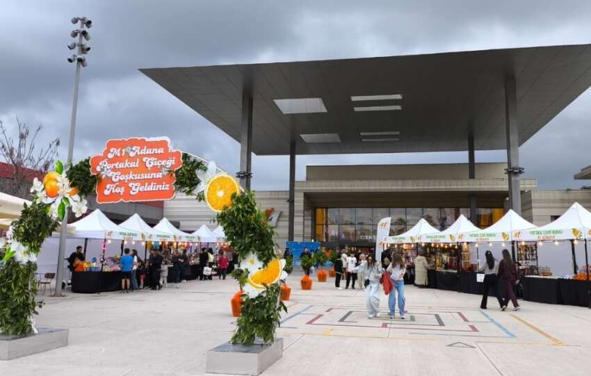 Portakal cicegi coskusu M1 Adanada yasandi