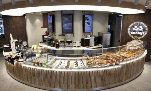 Simit Sarayi magazalarinda gelenekselden moderne uzanan tasarim donusumu
