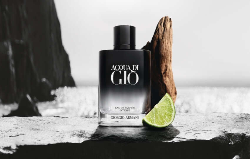 Yeni Eau De Parfum Intense