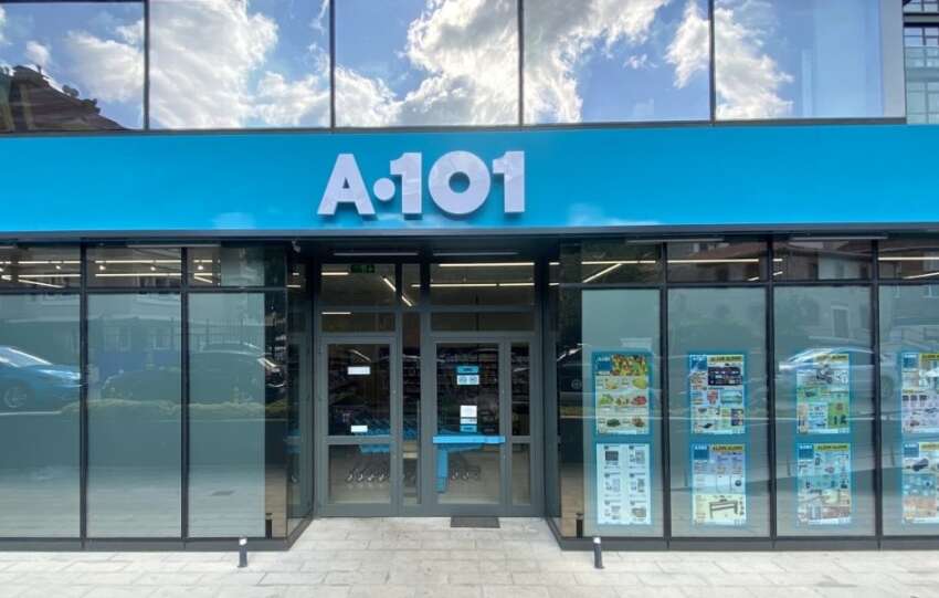 Yeni Magazacilik Carrefoursadaki Sabanci Holding ve Carrefour Grup hisselerini devralmaya hazirlaniyor