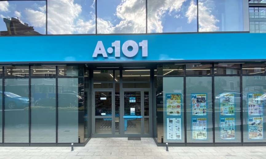 Yeni Magazacilik Carrefoursadaki Sabanci Holding ve Carrefour Grup hisselerini devralmaya hazirlaniyor