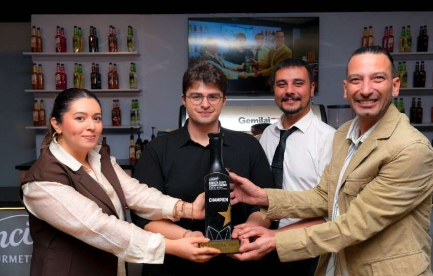 2025 26 DaVinci Gourmet Barista Craft Sampiyonasi MISA Bolge Finalinde Turkiyeden Cetin Alpay Baskan Sampiyon Oldu