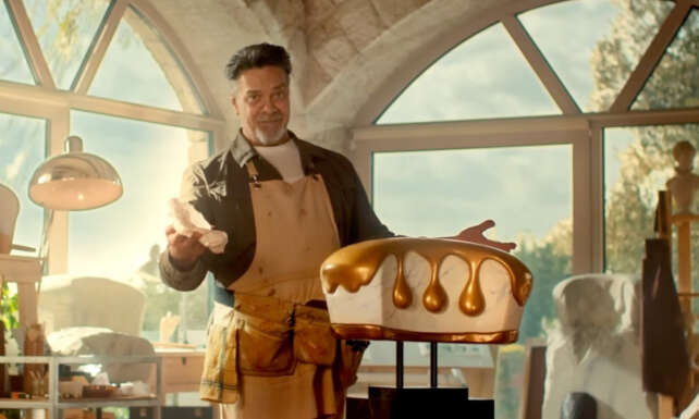 ETI Popkekin yeni reklam yuzu Beyazit Ozturk oldu