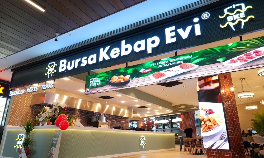 Forum Istanbulda 730 m²lik Yeni Sube Acildi