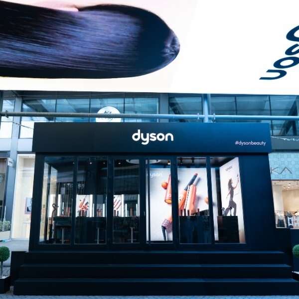 İlker Özçetin 11 Dyson’dan Türkiye’de Bir İlk: Gezici Deneyim Alanlarıyla Teknoloji Sokaklara Taşınıyor