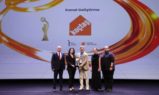 Koctas KoctasLive ile ev gelistirmeyi canli yayina tasidi