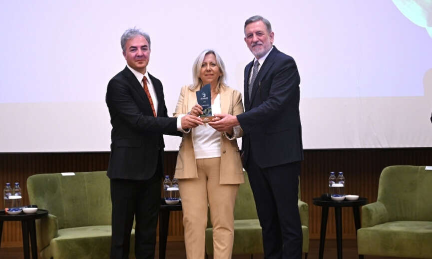 REVEGO 3. Uludag Cevre Forumunda Altin Sponsor Olarak Yerini Aldi 1