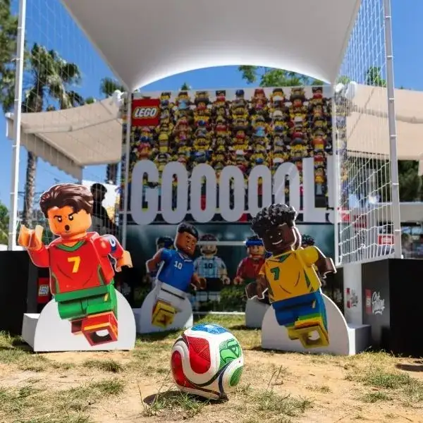 2026 FIFA Dünya Kupası™ heyecanını LEGO® yapım parçalarıyla İstanbul’da inşa edin