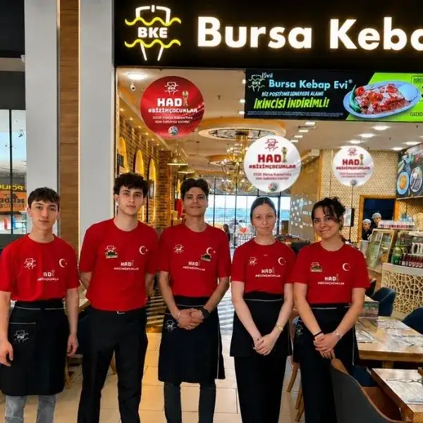Bursa Kebap Evi Millî Takım Ruhunu Restoranlarına Taşıdı
