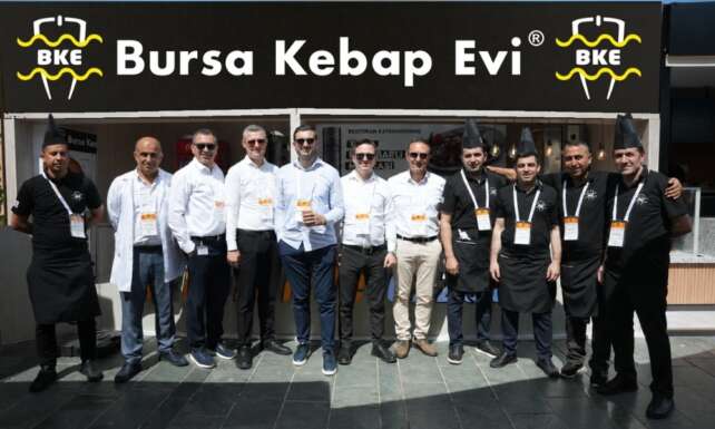 Bursa Kebap Evi Perakende Gunlerine Guclu Marka Imaji ile Damgasini Vurdu