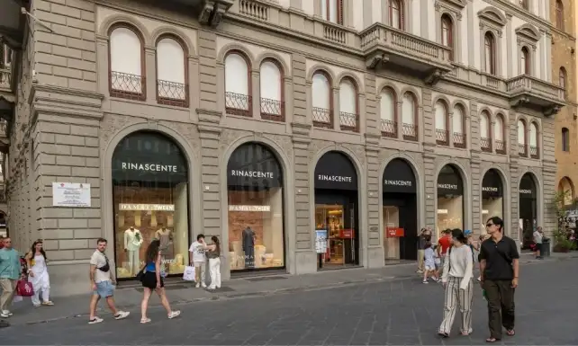 Damat Tween Italyada dunya modasinin kalbine imza atti