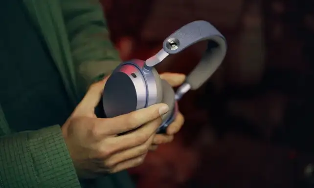 Sennheiser MOMENTUM 5 Wireless Kullanicilarla Bulustu