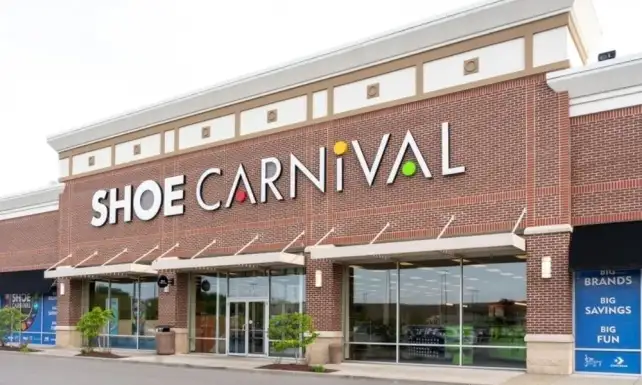 Shoe Carnival Shoe Station Group Olarak Yeniden Markalasiyor