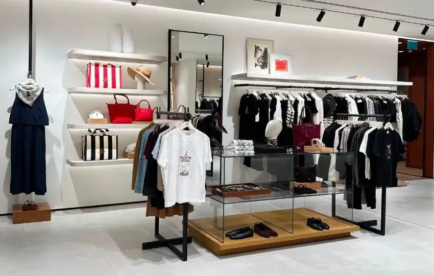 Beymen Club Denizli Forum Camlik Magazasini Yenilenen Konseptiyle Hizmete Acti