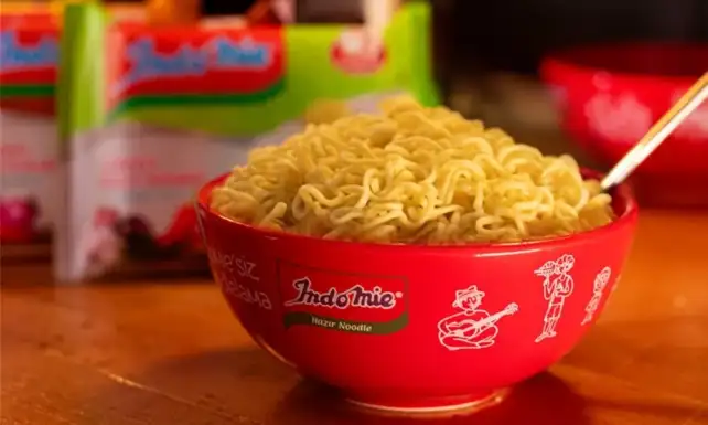 Indomie Hazir Noodle Yaz Maceralarinda Mutfak Konforunu Cantalara Tasiyor