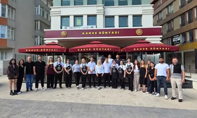 Kahve Dunyasi Bandirmadaki Yeni Magazasiyla Misafirlerini Karsiliyor