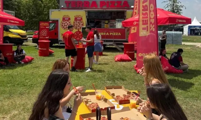 Manifestival Istanbulun Lezzet Duragi Terra Pizza Oldu