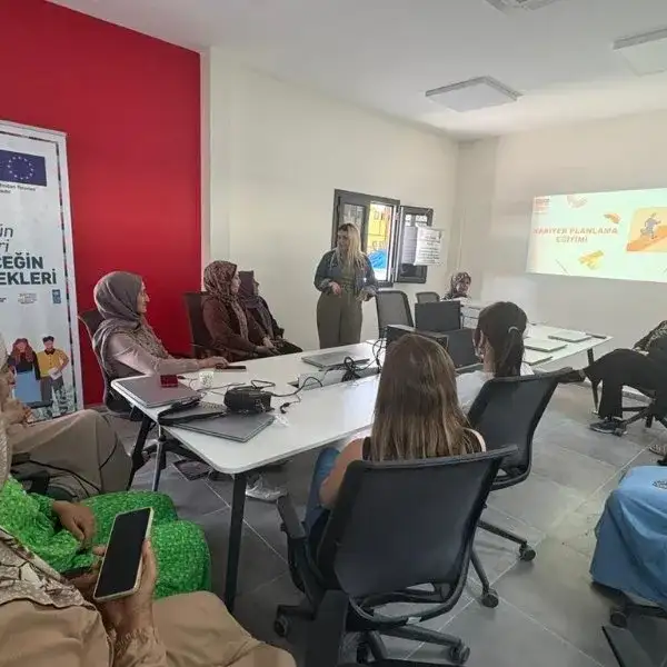 Teknosa Kadın İçin Teknoloji Projesi yılın ilk yarısında 2 binin üzerinde katılımcıya ulaştı