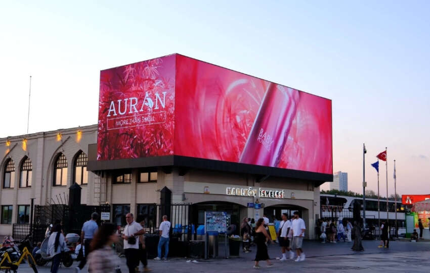 Auran Outdoor Kampanyasiyla Sehir Hayatina Dokunuyor