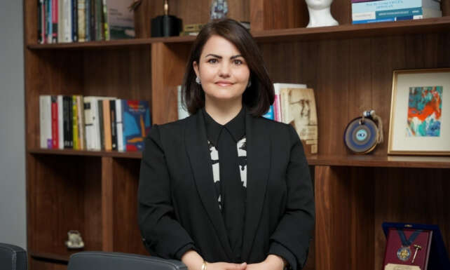 ELVAN KAKIVI