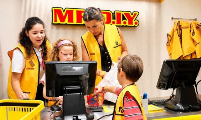 MR.DIY KidZaniada cocuklara eglenceli bir magazacilik deneyimi sunuyor