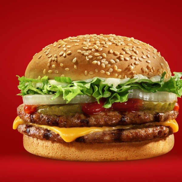 Saloon Burger’den Burger Tutkunlarına Çifte Lezzet: Double Köfte Burger