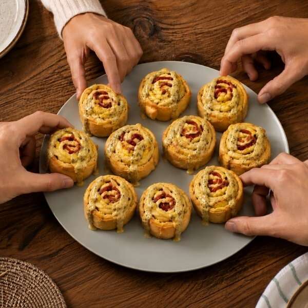 Yeni lezzet fenomeni Domino’s Roll!