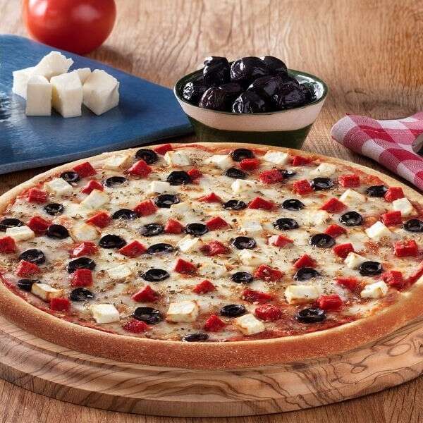 Zengin Malzemelerin Buluşma Noktası: Lezzet Küpü Pizza