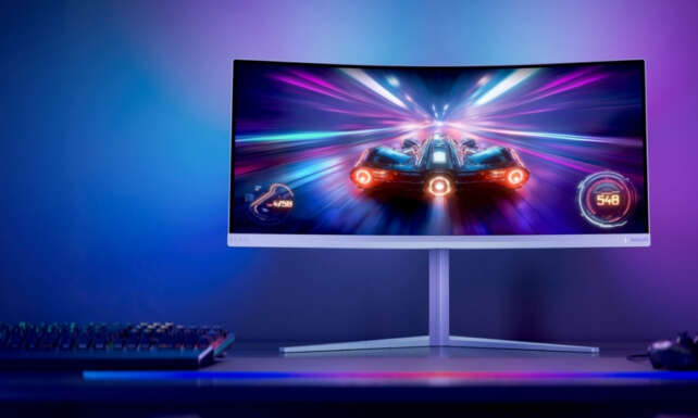 34 inc ultra genis kavisli Philips Evnia 34M2C5601QA monitor ile oyun deneyimi genisliyor