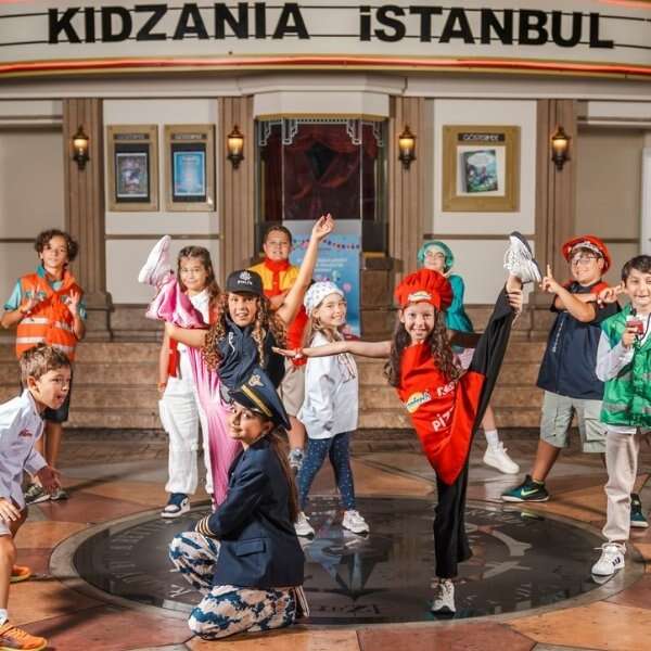Yeni Eğitim Döneminde de Çocuklar Hayallerindeki Meslekleri KidZania İstanbul’da Deneyimliyor
