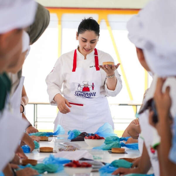 Sinangil ve Kalben Derneği, Çocukları Pastacılık Atölyesi’nde Buluşturdu