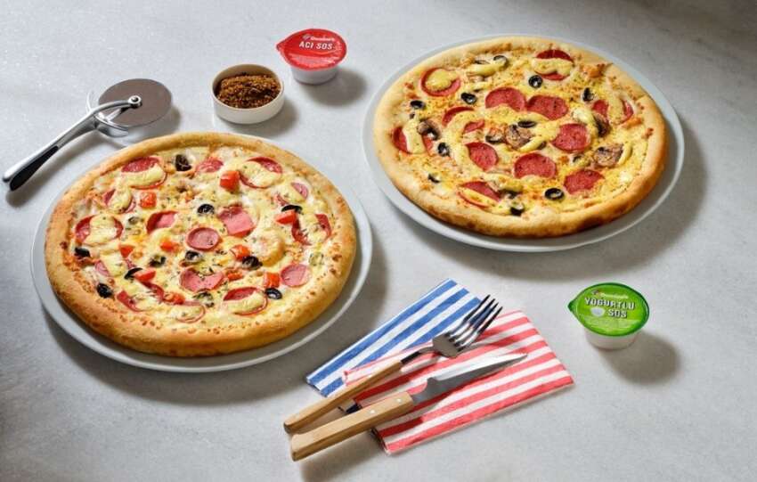 Dominos Peynirsever Ailesi