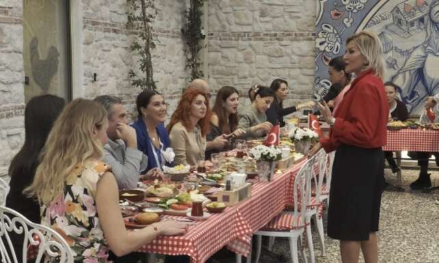 Ethem Efendi Kahvaltidan Cumhuriyetin 103. yilina ozel Cumhuriyet Sofrasi