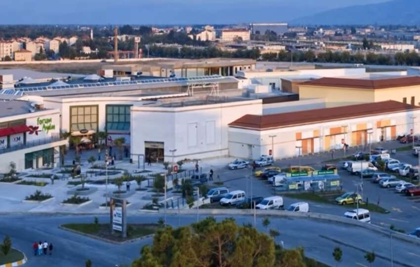 Forum Aydinda Ekim ayi cocuklarin sevdigi karakterler ve sporla hareketleniyor