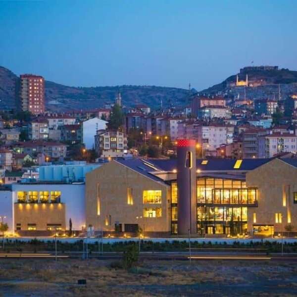 Forum Kapadokya’da Ekim ayı çocukların favori karakterleriyle renkleniyor