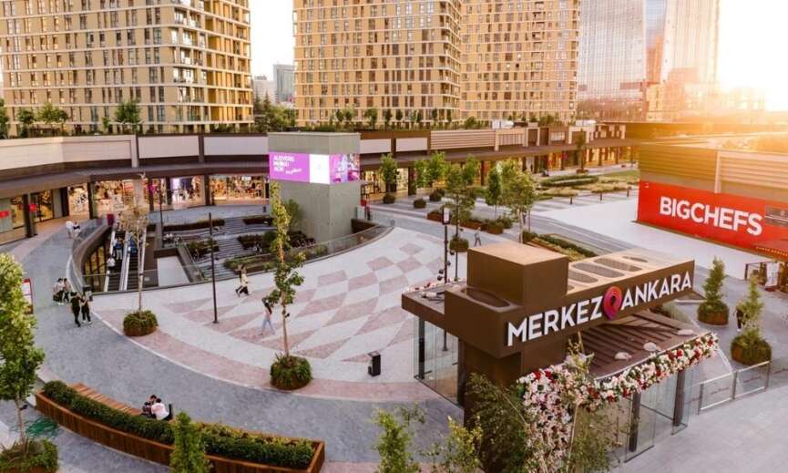 Merkez Ankara AVM Acilis Festivalinde Sirinleri agirliyor